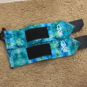 Exo wrist wraps